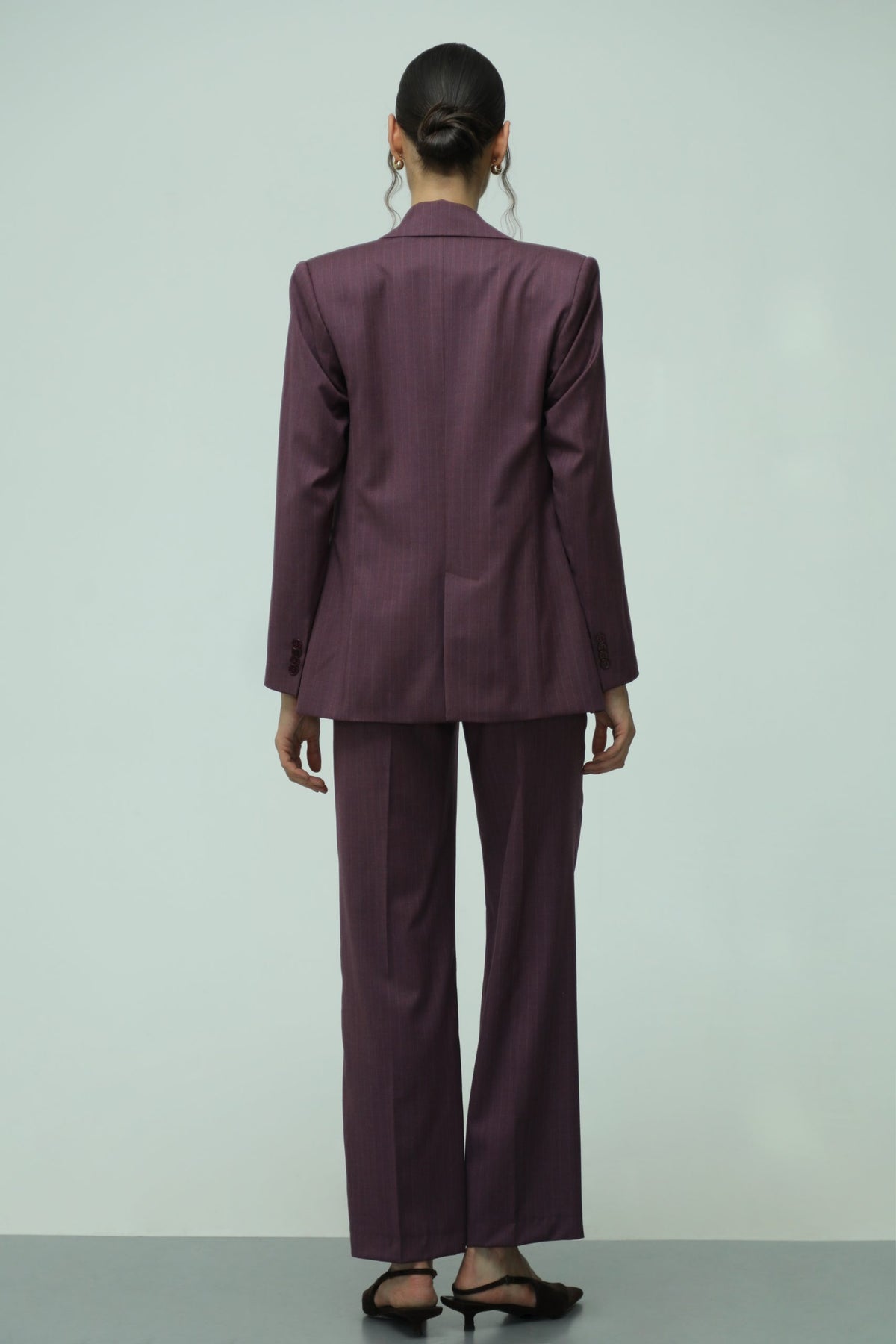 Vittoria Bordeaux Wool Suit 3