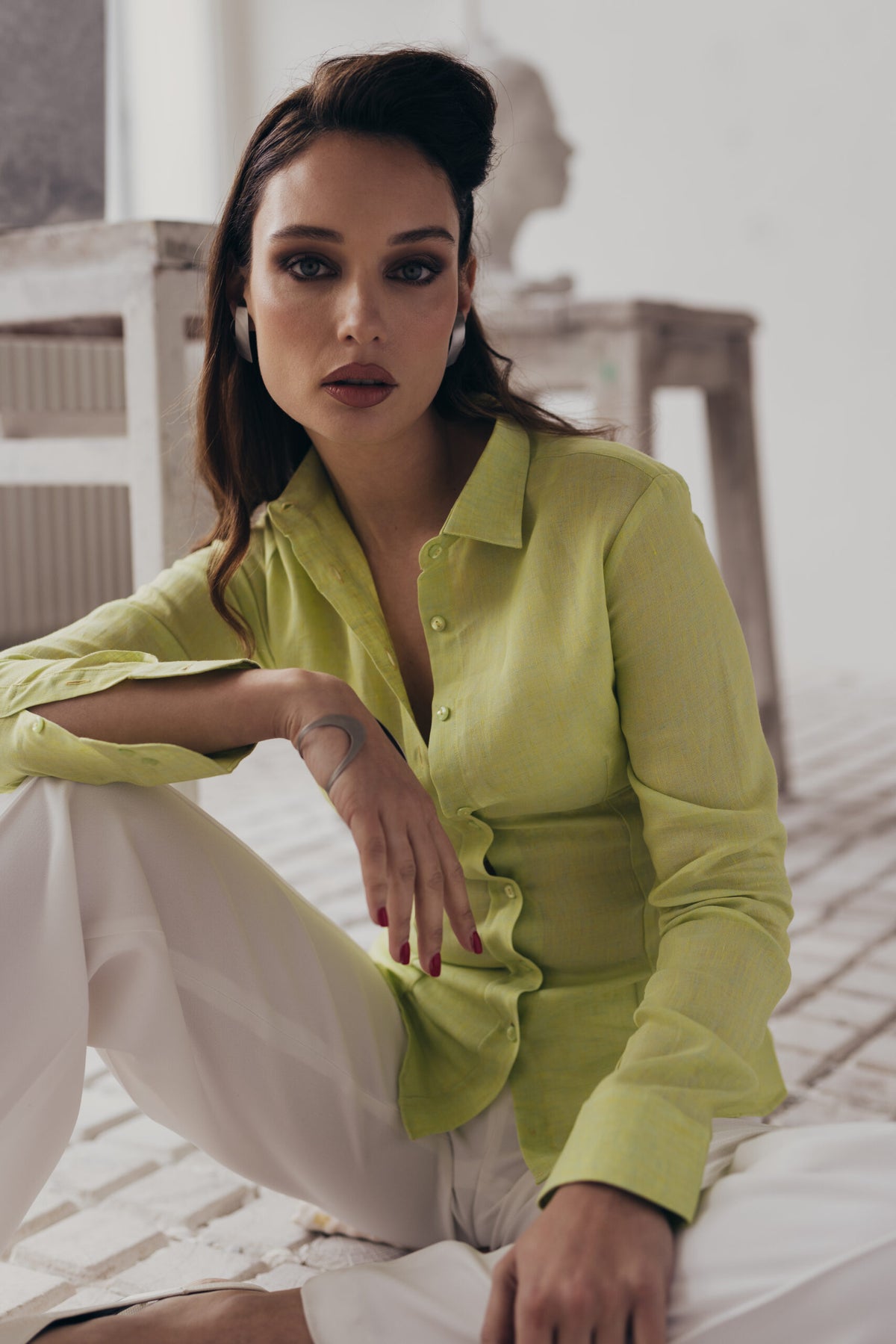 Linen Shirt in Light Green 1