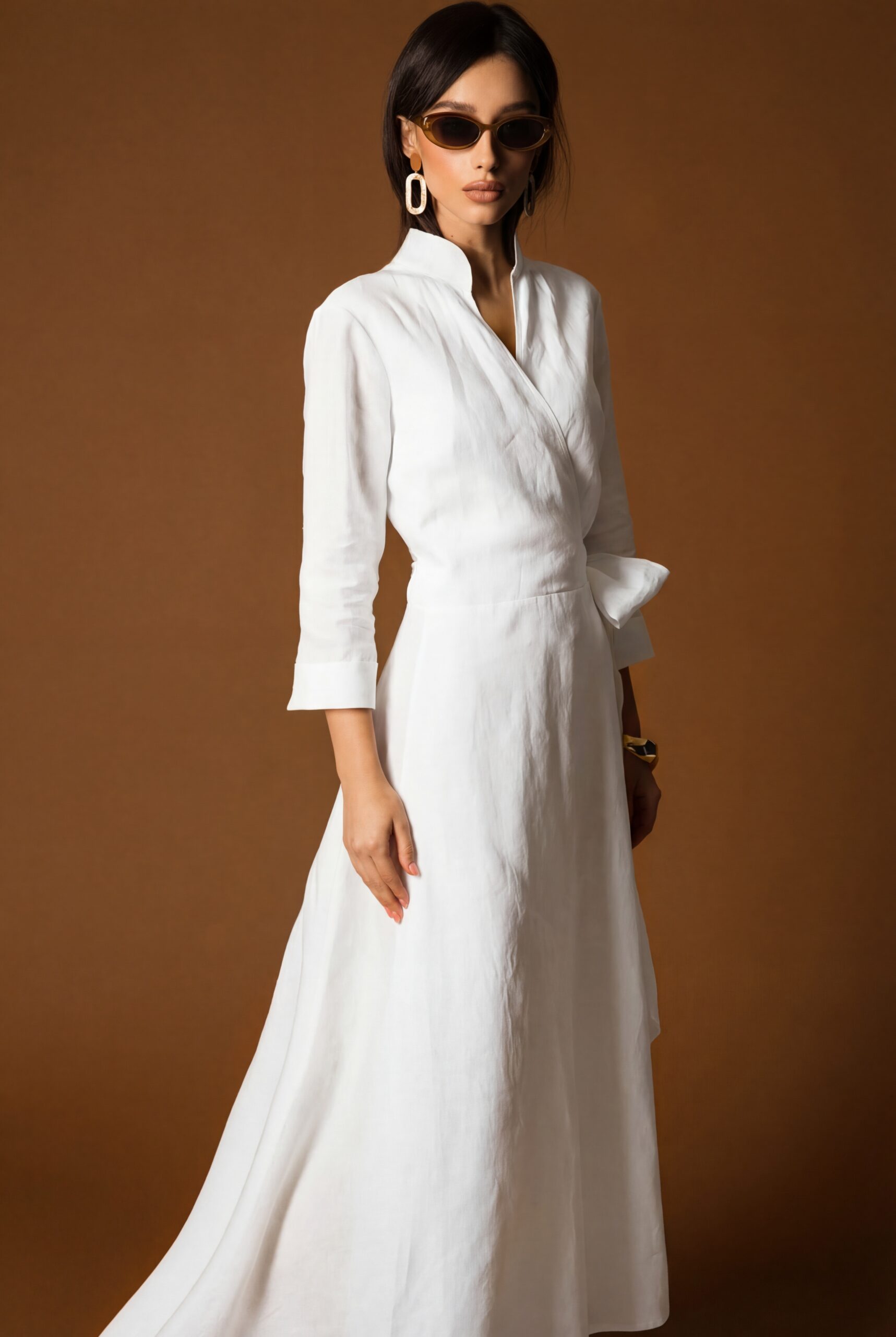 White Dress Bela Lanena Haljina Na Preklop